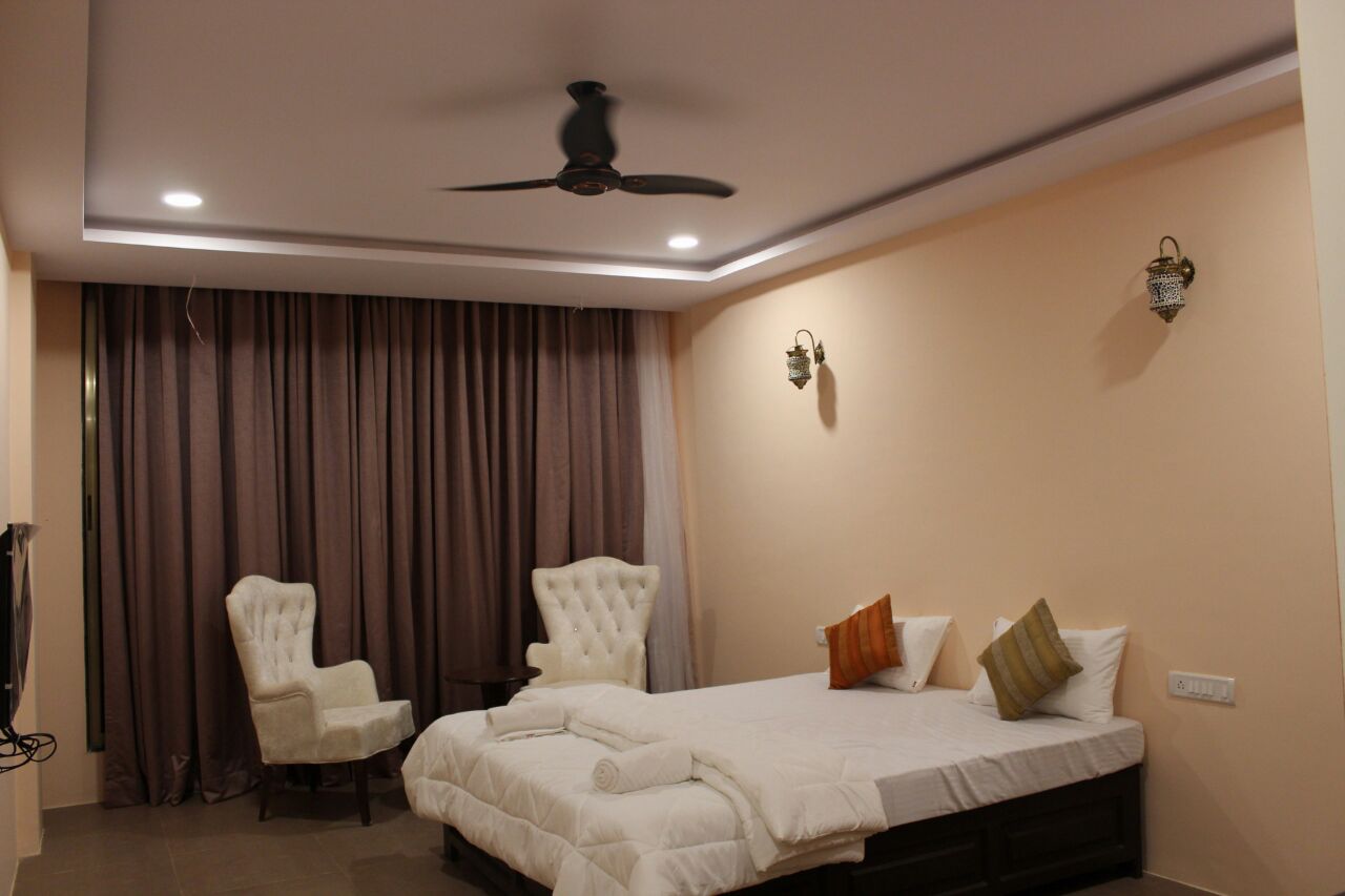 hotels in ganpatipule