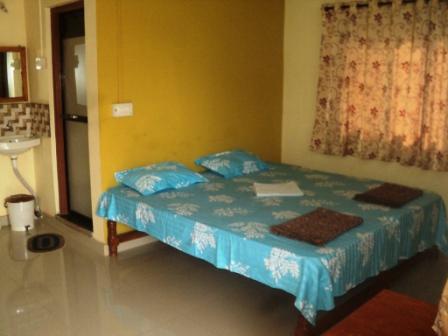 ganpatipule hotels